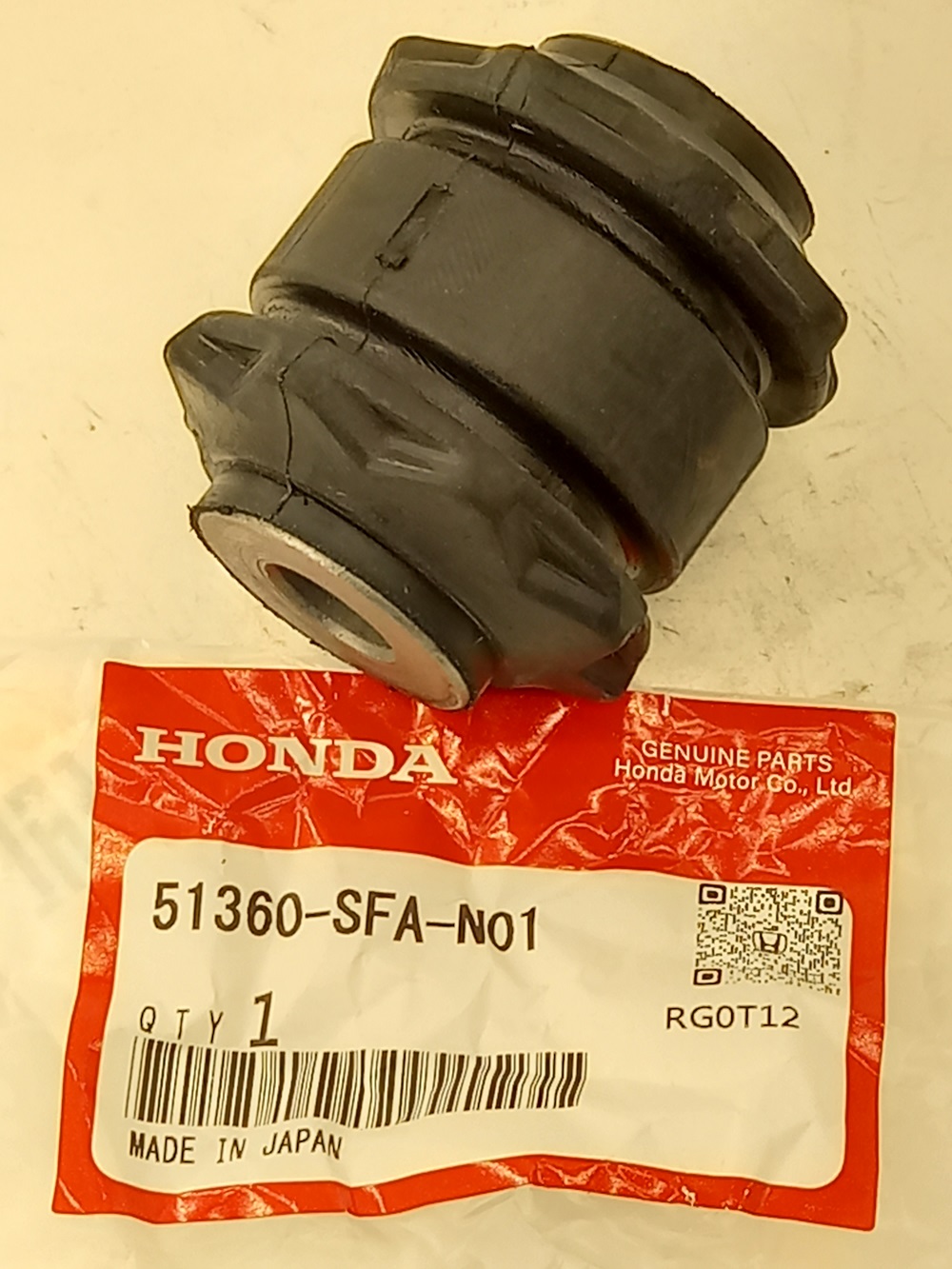 Сайлентблок передний переднего рычага Honda Life
