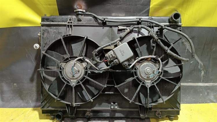 Радиатор основной Ниссан Фуга в Магадане 105345