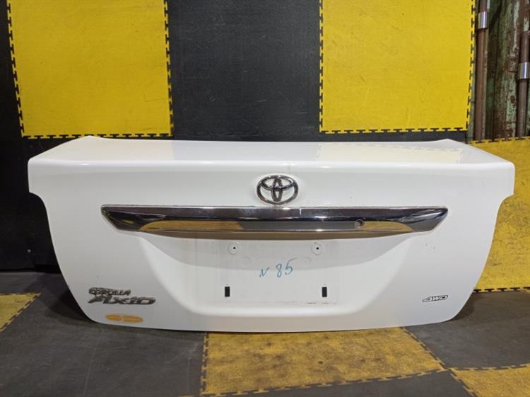Крышка багажника Тойота Королла Аксио в Магадане 108392