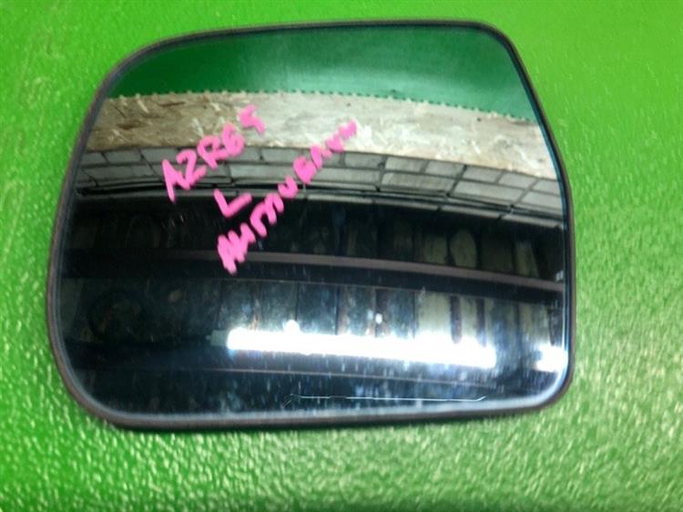 Зеркало Тойота Ноах в Магадане 109125