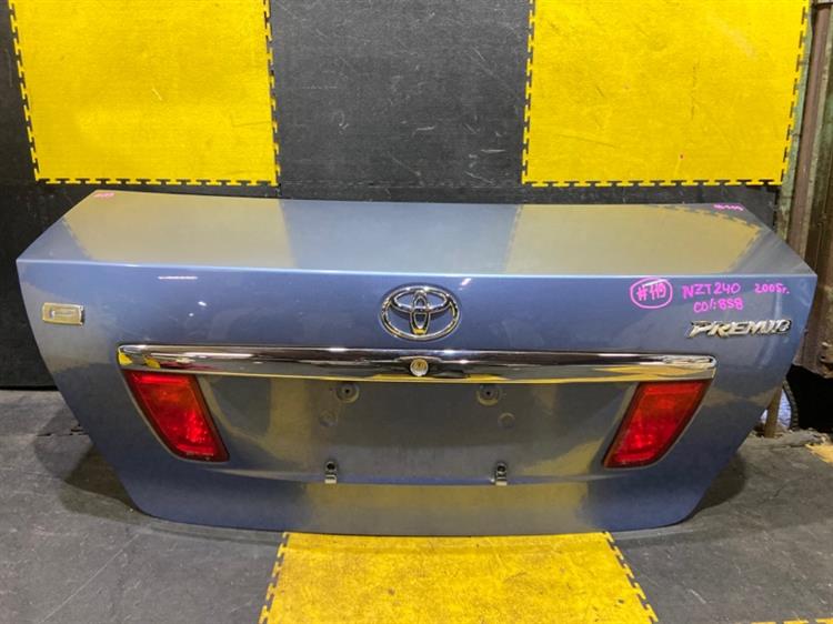 Крышка багажника Тойота Премио в Магадане 117253