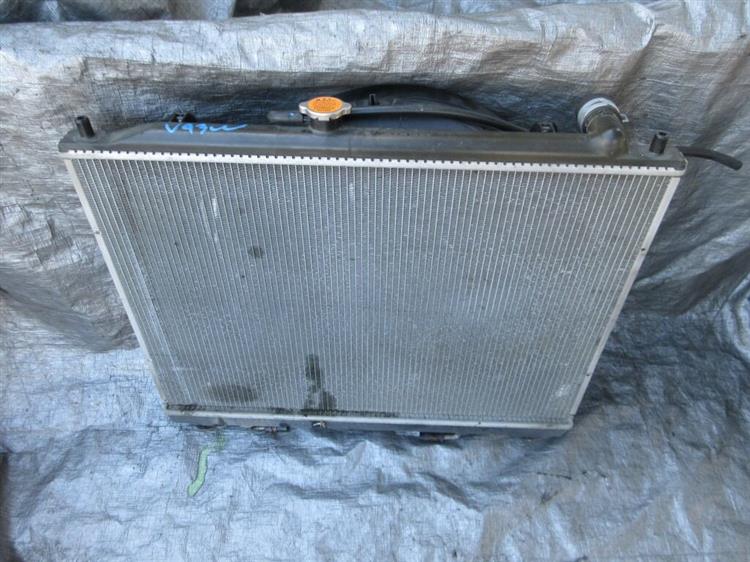 Радиатор основной Мицубиси Паджеро в Магадане 123512