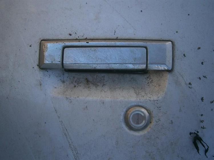 Дверь Тойота Таун Айс в Магадане 15430