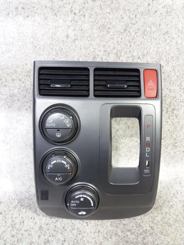 Блок управления климат-контролем Хонда Мобилио Спайк в Магадане 175079