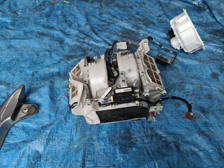 Мотор печки Хонда Легенд в Магадане 206136