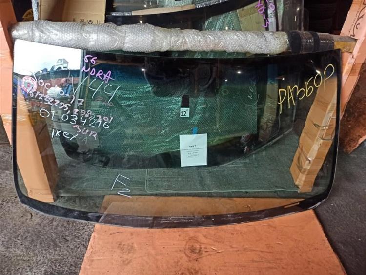 Лобовое стекло Тойота Тундра в Магадане 216494