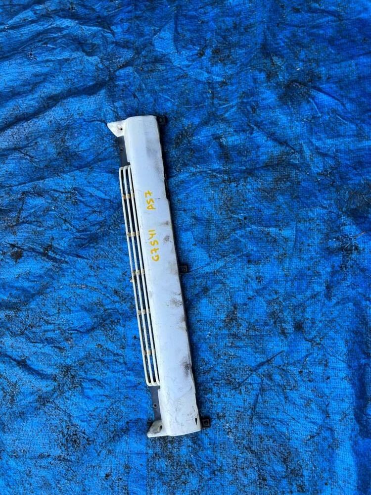 Решетка радиатора Ниссан Атлас в Магадане 234444