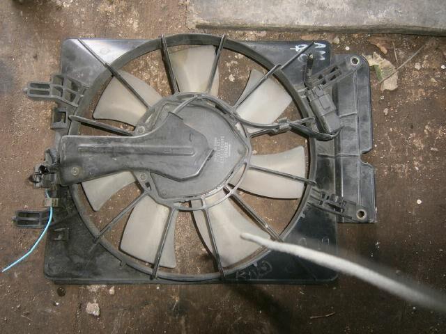 Диффузор радиатора Хонда СРВ в Магадане 24032
