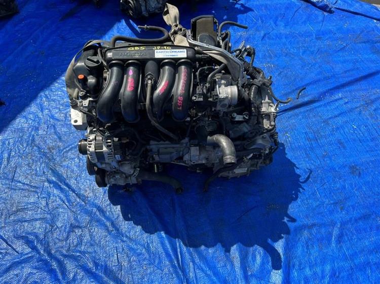 Двигатель Хонда Фрид в Магадане 240889
