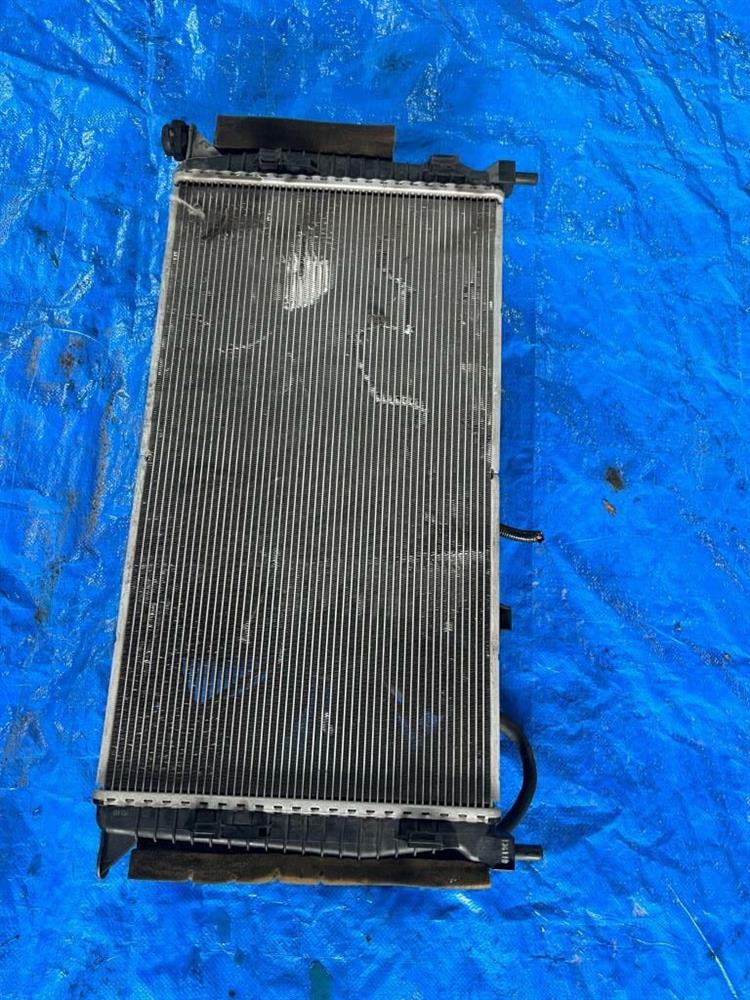 Радиатор основной Мазда Аксела в Магадане 245907
