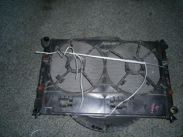 Диффузор радиатора Мазда МПВ в Магадане 31233