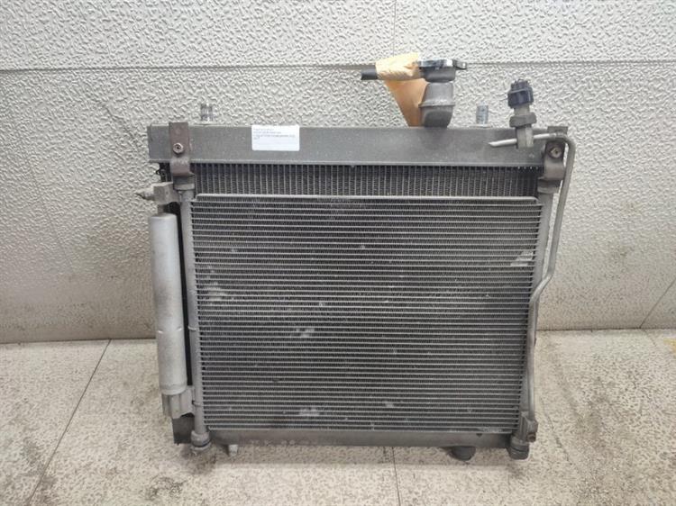 Радиатор основной Мазда Скрум в Магадане 373124