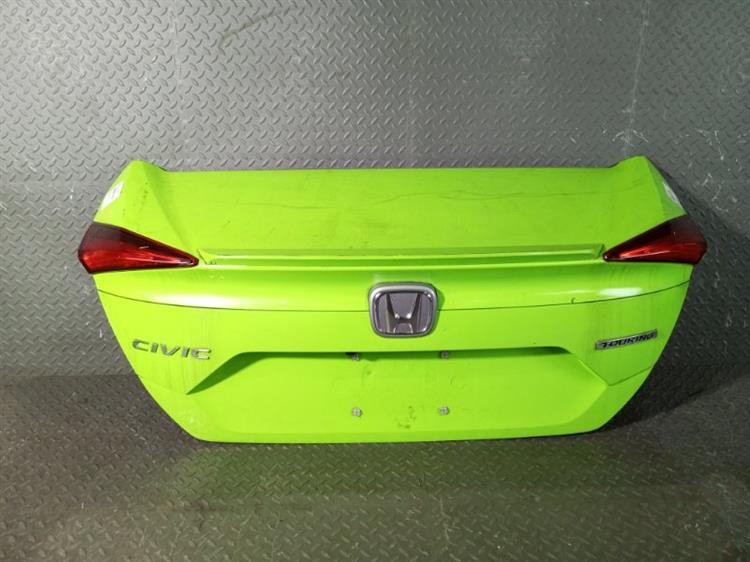 Крышка багажника Хонда Цивик в Магадане 387606