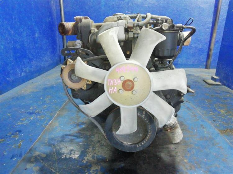 Двигатель Ниссан Титан в Магадане 419544