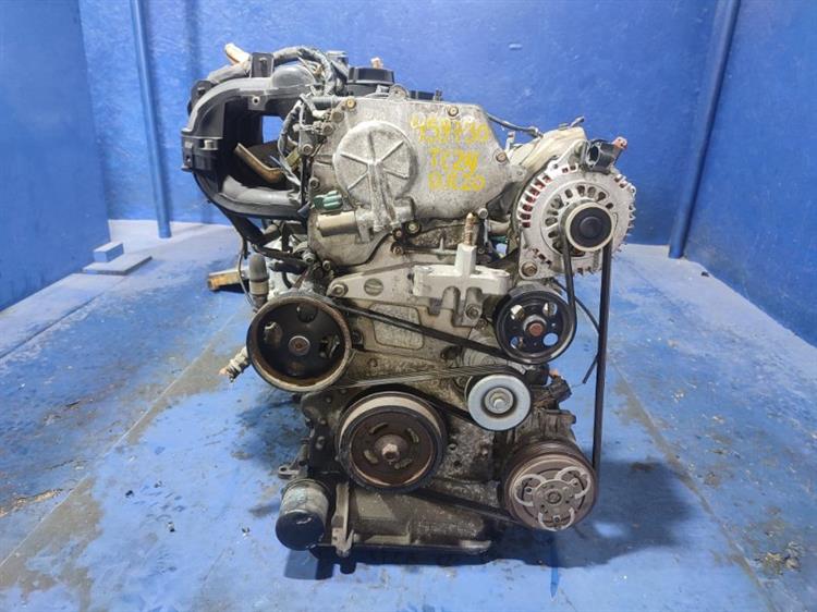 Двигатель Ниссан Серена в Магадане 459730