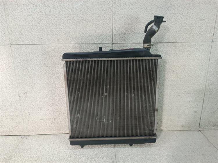 Радиатор основной Хонда Зест в Магадане 462153
