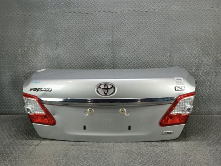 Крышка багажника Тойота Премио в Магадане 465664