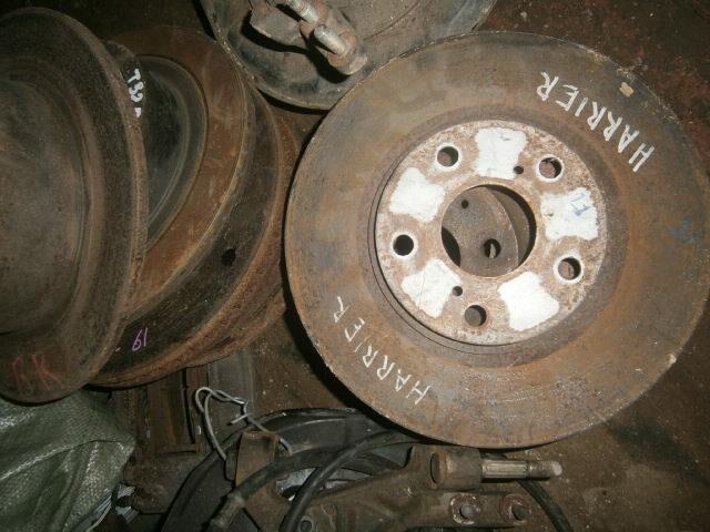 Тормозной диск Тойота Харриер в Магадане 47210