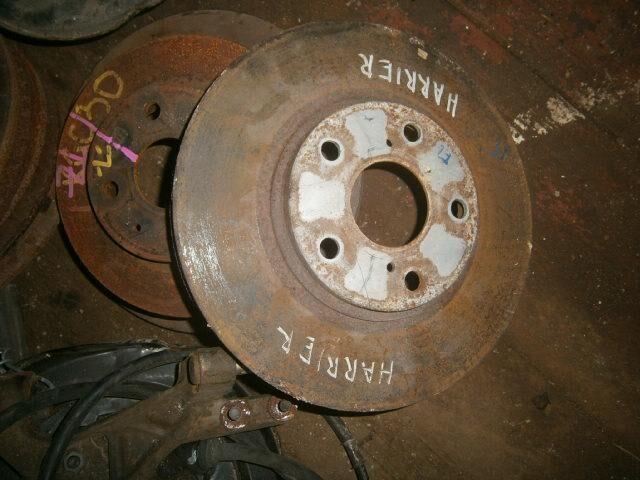 Тормозной диск Тойота Харриер в Магадане 47212