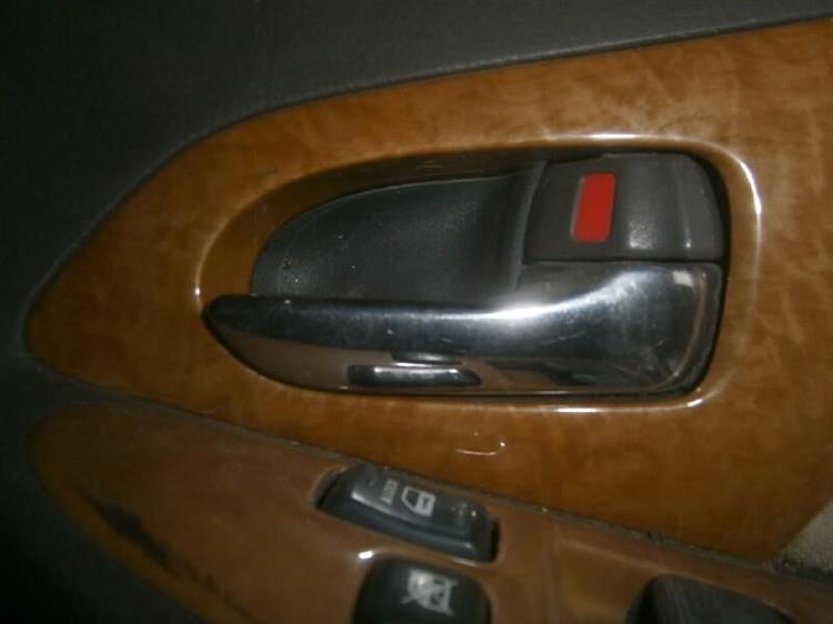 Дверь Тойота Альфард в Магадане 48357