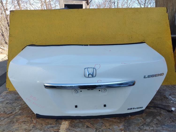 Крышка багажника Хонда Легенд в Магадане 50805
