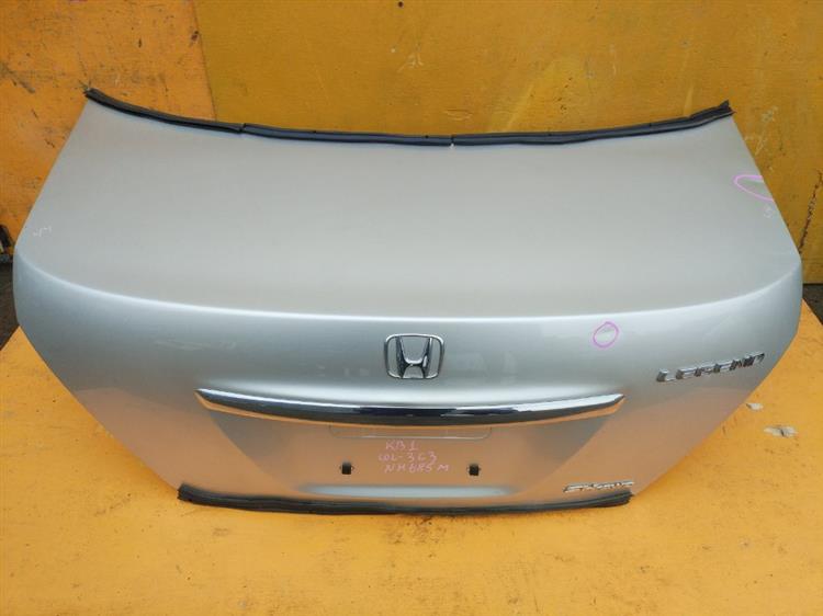 Крышка багажника Хонда Легенд в Магадане 555211