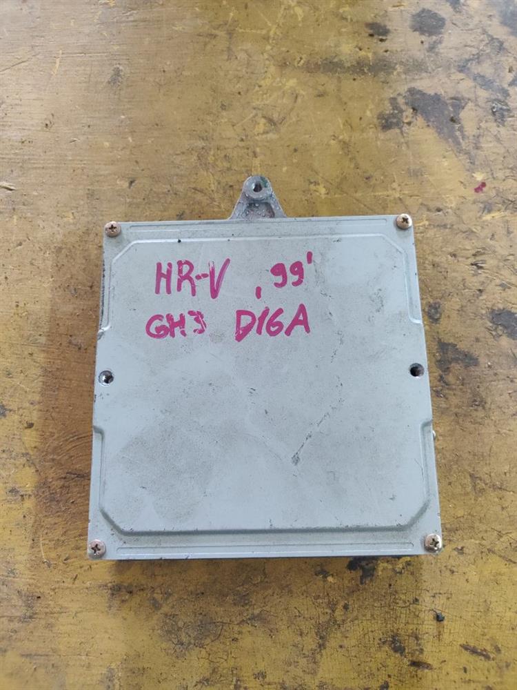 Блок управления ДВС Хонда ХРВ в Магадане 66316