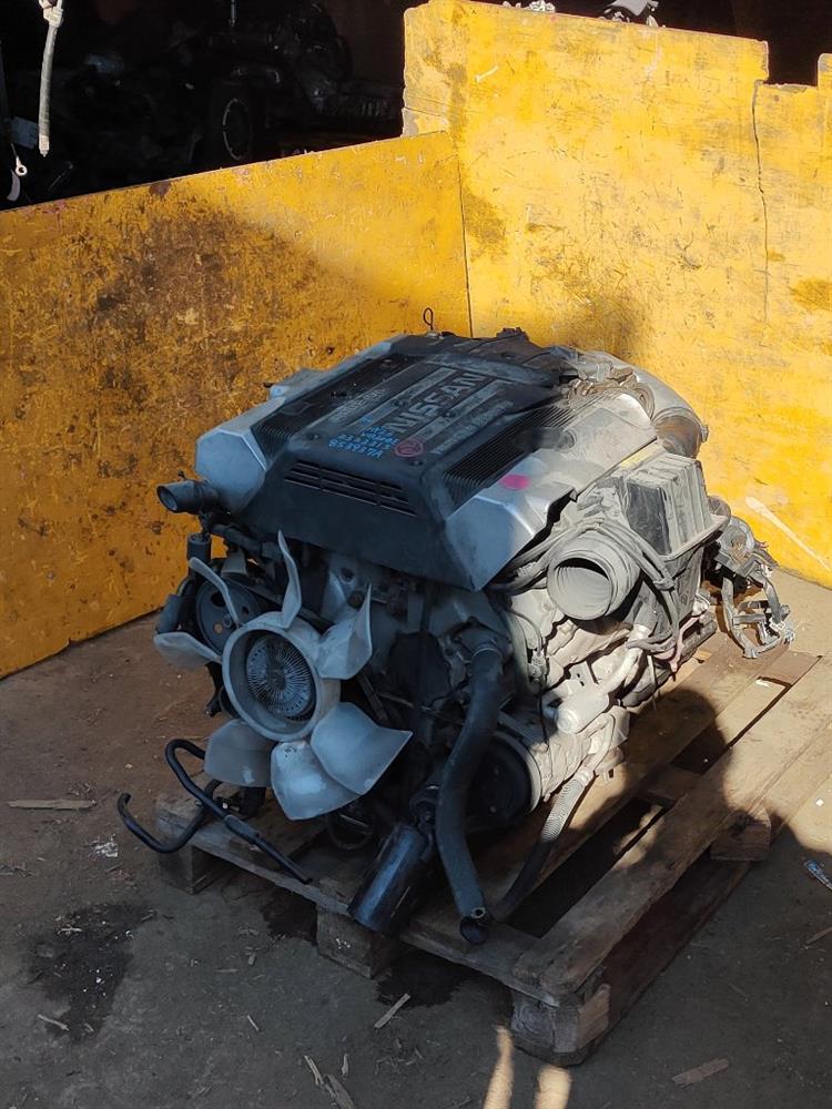Двигатель Ниссан Седрик в Магадане 681021