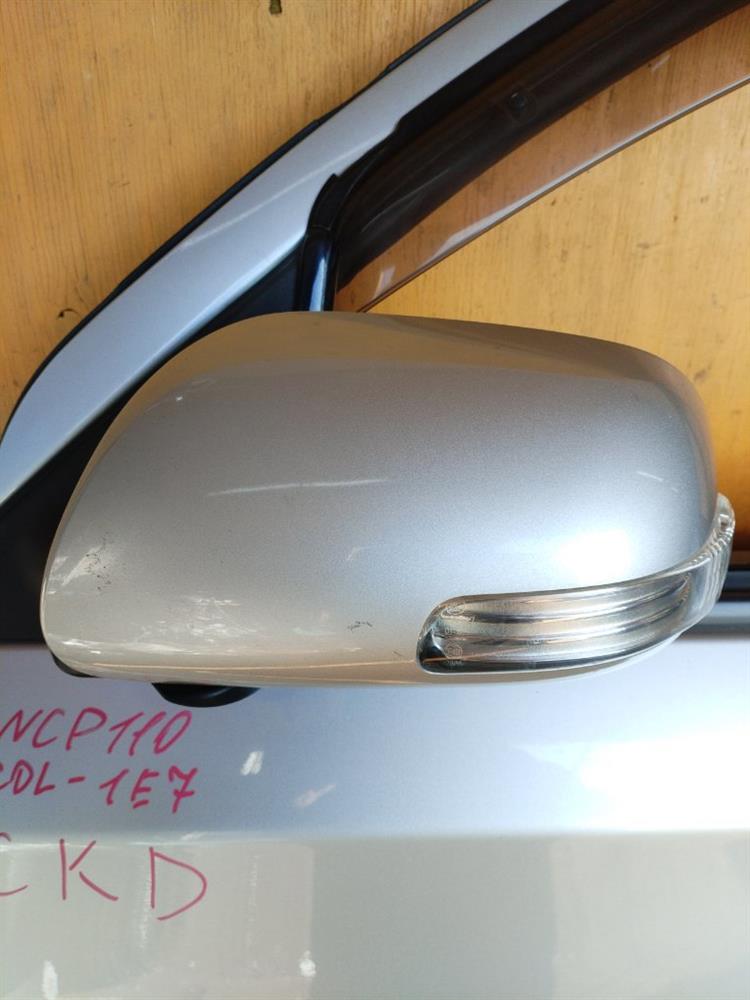 Зеркало Тойота Ист в Магадане 695661